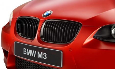 2013 BMW M3 предлагается Frozen красного, белого и синего цвета